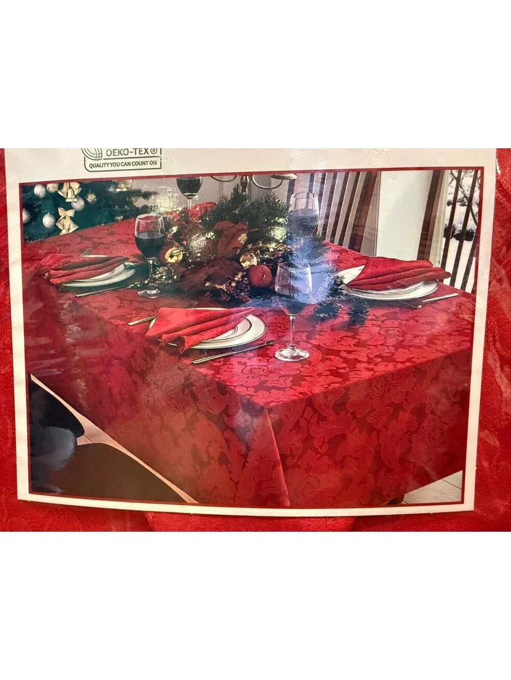 Huntington Home Red Tablecloth & Napkin Set NIP - Durable Cotton Blend Jacquard